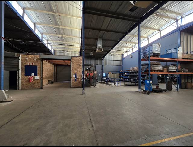 3,168M² WAREHOUSE FOR SALE IN SELBY